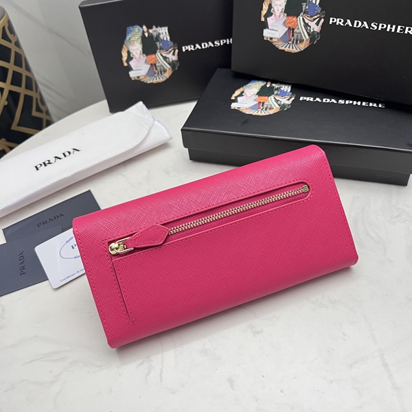 プラダ財布コピー背面デザイン